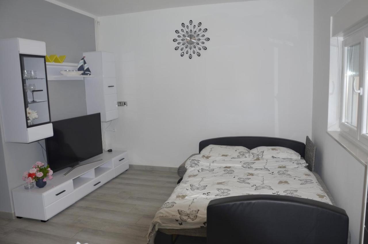 Rocan Apartment